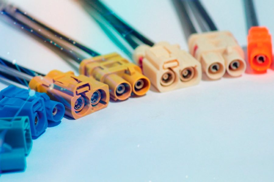 FAKRA connectors and its uses the automotive industry Readytogo